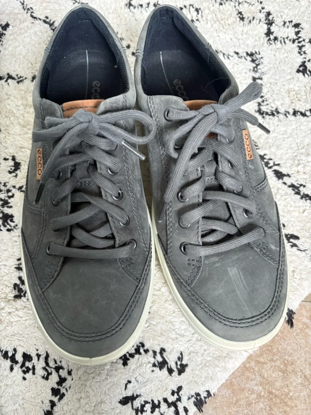 Ecco Mens Soft 7 Sneakers Gray Leather Lace Up Low Top Shoes Size 8 US 42 EU
